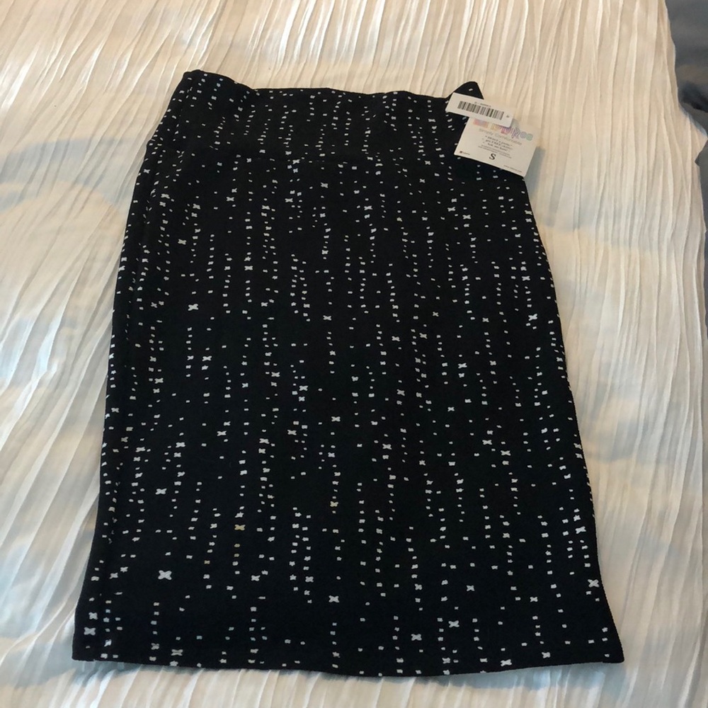 Lularoe skirt